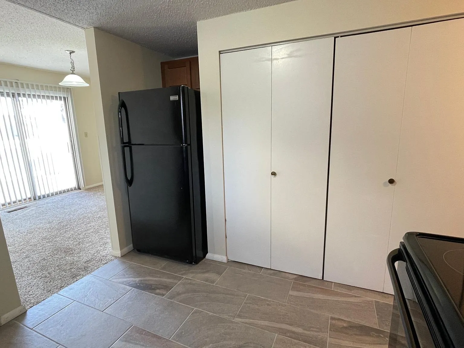 2 bed, 1.5 bath, 1200 sqft, $1,450 — Photo 4