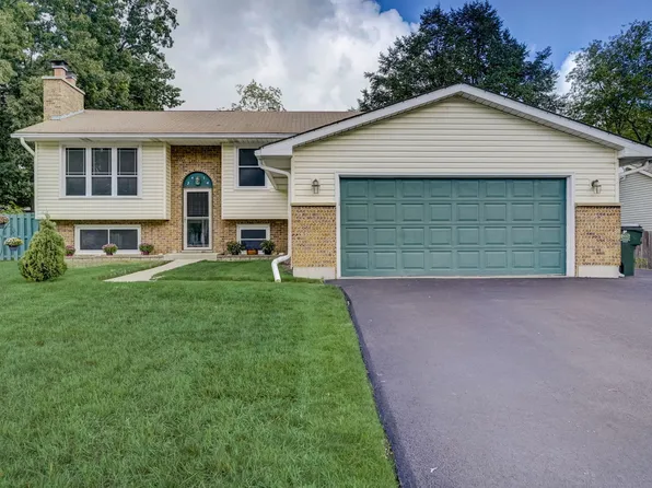 2414 Mallard Dr, Lindenhurst, IL 60046