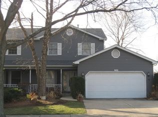 742 Cheyenne Ln, Elgin, IL 60123