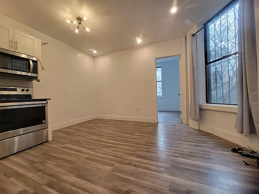 Rented by Yup Realty LLC | media 4