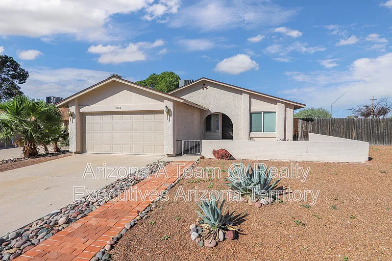 2602 S Black Moon Dr