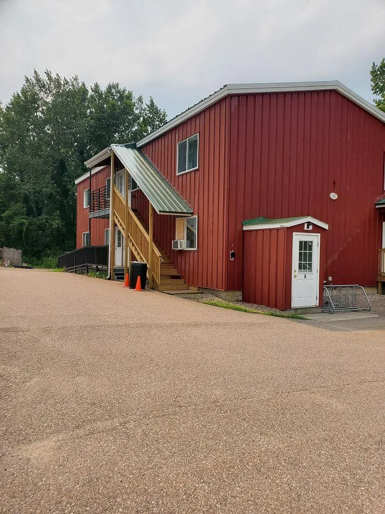 2 bed, $2,000 — Photo 1
