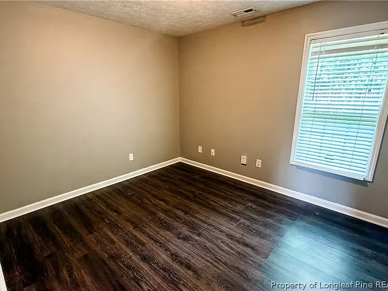 770 Conestoga Dr — Photo 7