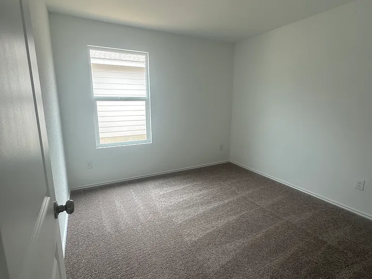2420 Hunter Peak — Photo 17