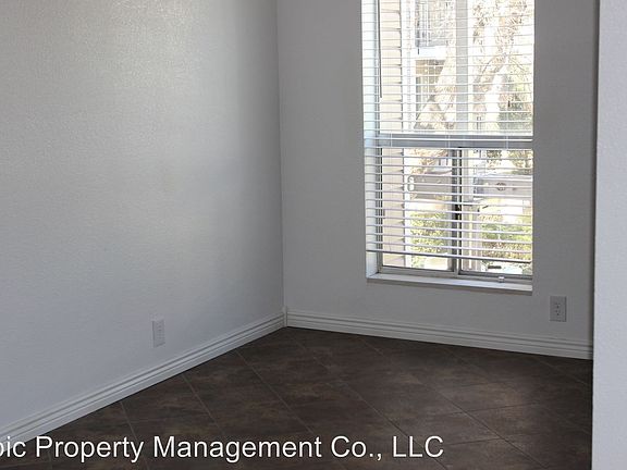 4th image of 4614 S Quail Dr