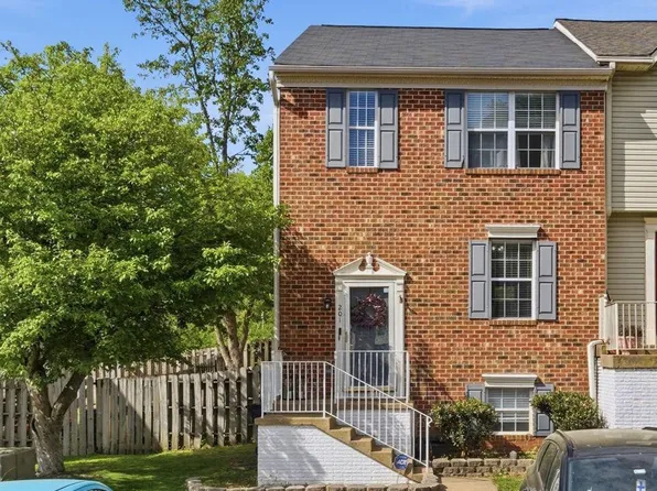 201 Mews Ct, Stafford, VA 22556