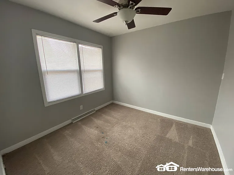 1417 Cummins Pkwy — Photo 9