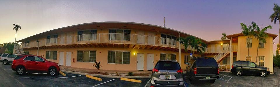 1st image of 13 S Royal Poinciana Blvd