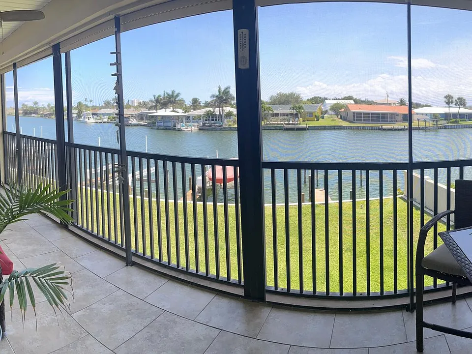 325 S Banana River Blvd