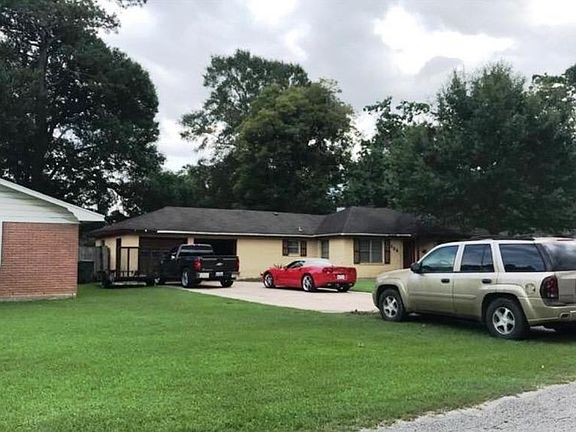 5th image of 325 Bradford Dr