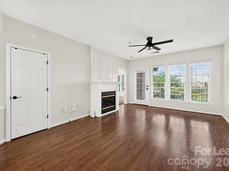 14437 San Paolo Ln — Photo 2