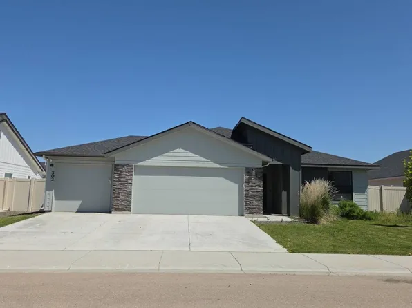 302 Golden Citrine Ave, Caldwell, ID 83605