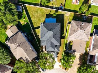16350 N Glade Dr, Houston, TX 77073