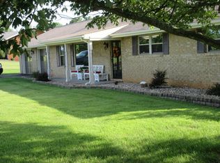 107 Regency Dr, Goodview, VA 24095