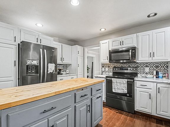 4th image of 54563 Hunters Ct