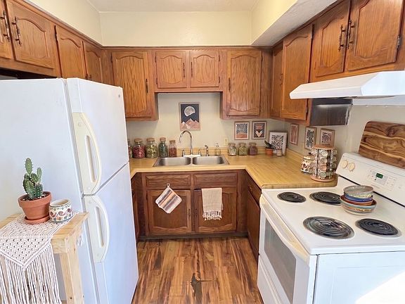 2nd image of 1257 Ravenwood Rd APT 5