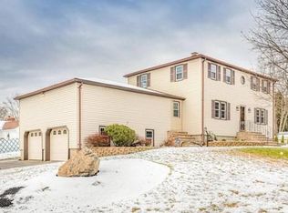 18 Magna Rd, Methuen, MA 01844