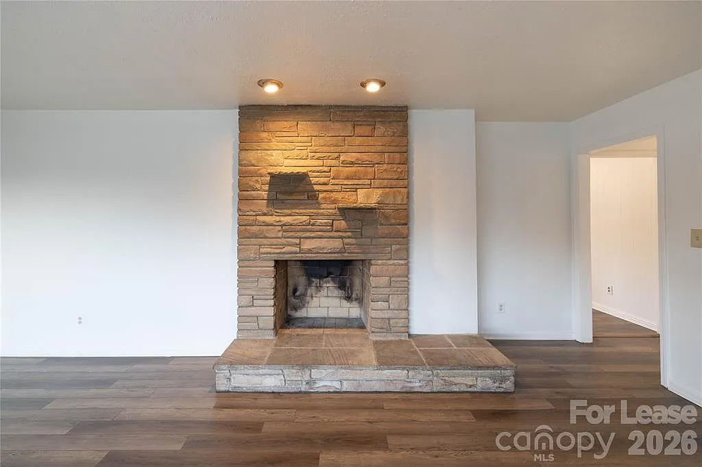 44261 Old U.S. 52 - 1 — Photo 3