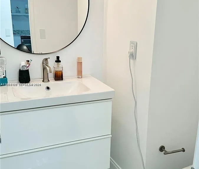 2801 NE 183rd St #1005W — Photo 5