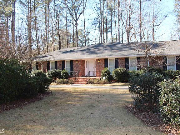2nd image of 102 Flintlock Ct