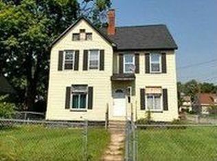 169 Whittemore St, Pontiac, MI 48342