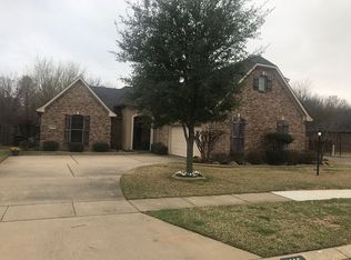 1116 Creole Dr, Bossier City, LA 71111
