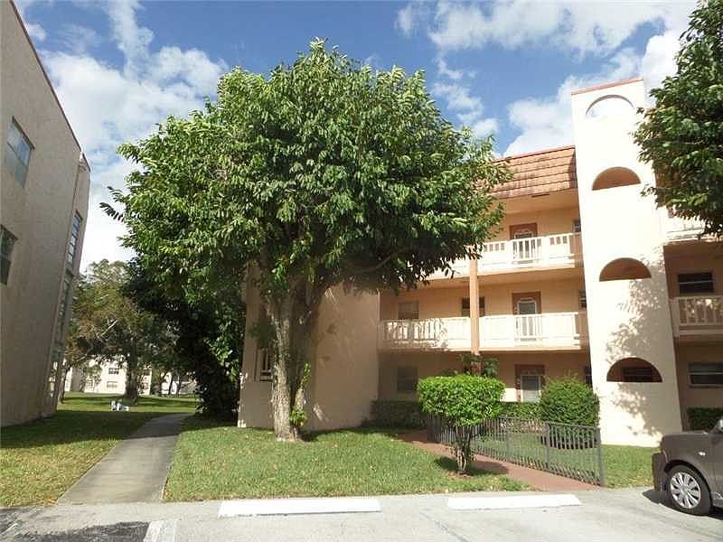 1st image of 9340 Sunrise Lakes Blvd APT 201