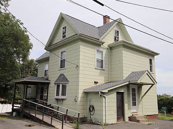 2nd image of 28 Wendell St