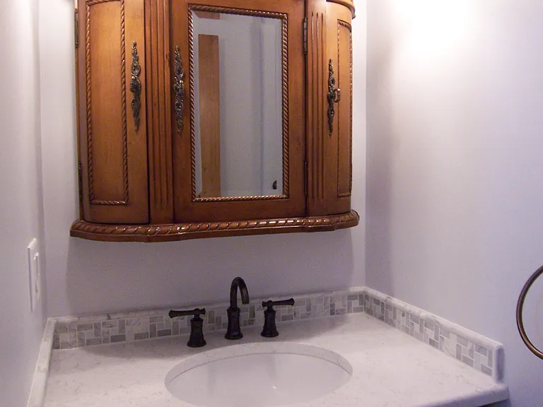 Full Bathroom