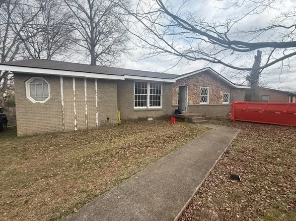 182 Dale Ter, Clarksville, TN 37042