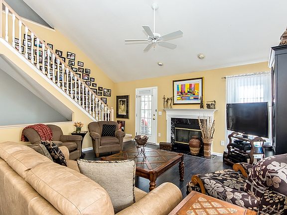 5th image of 1464 Sedgefield Dr