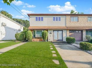 634 Leverett Ave, Staten Island, NY 10312