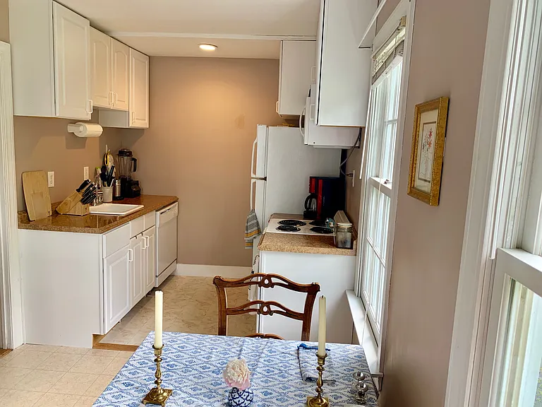 741 Cherry Valley Rd — Photo 10
