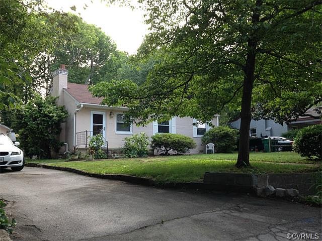 2nd image of 6010 Club Rd