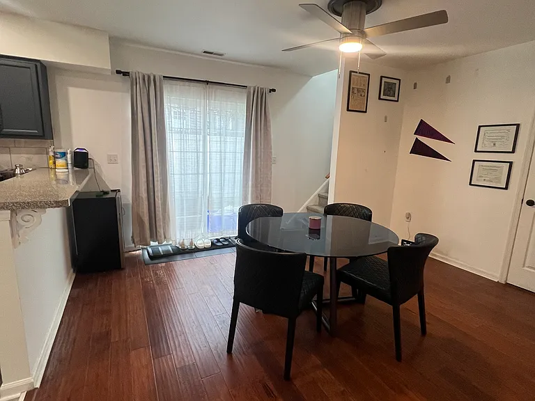 2312 Cross St — Photo 5