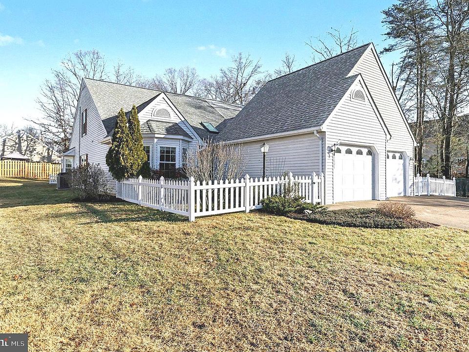 1st image of 11604 Hampshire Ct