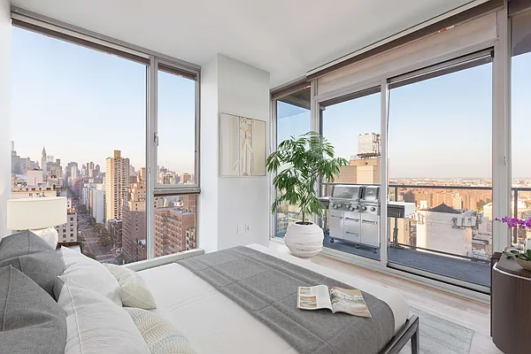 Rented by Compass | media 18