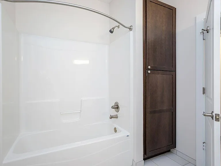 Brookside Apartments — Photo 91