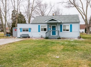 792 Quentin Rd, Eastlake, OH 44095