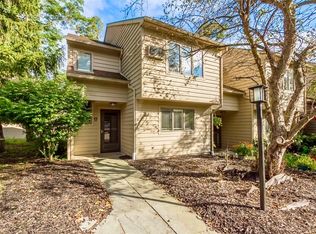17 Golfside Cir, Canandaigua, NY 14424