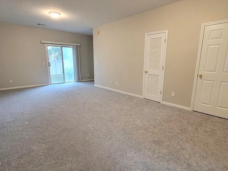 505 Scrub Jay Dr — Photo 14