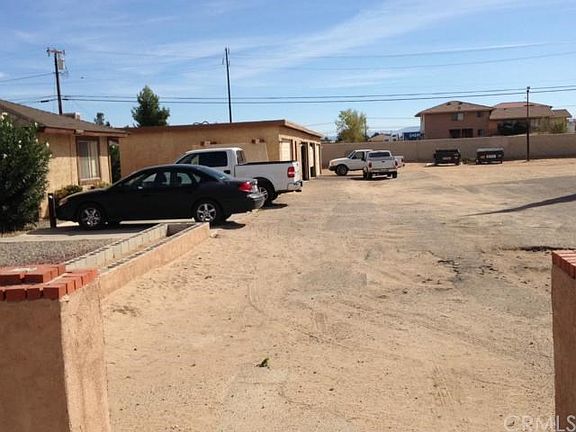 4th image of 15957 Tokay St