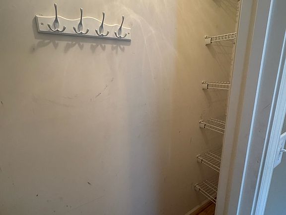 4th image of 12 Sea Hawk Ct