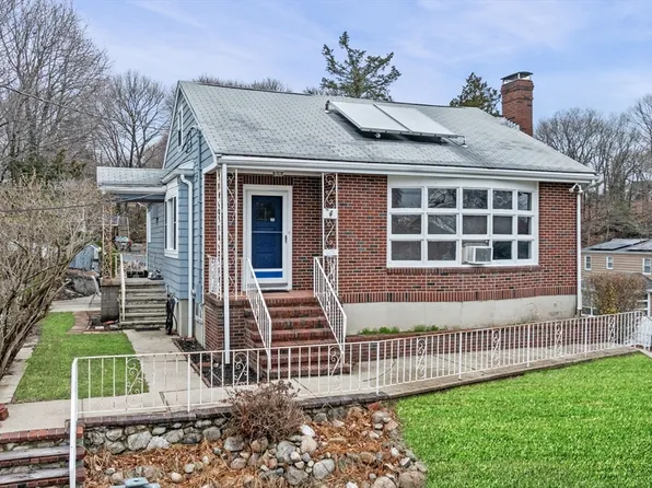 504 Loring Ave, Salem, MA 01970