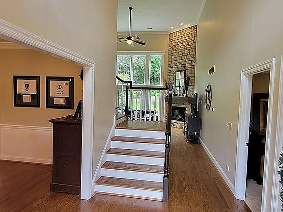 2nd image of 1513 Clear Brook Dr
