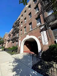 Rented by LRGNY Group, Inc.