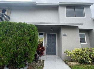 2802 Canalside Dr, Greenacres, FL 33463