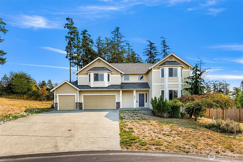 2nd image of 930 Cove View Circle