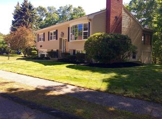 3 Tanners Cir, Woburn, MA 01801