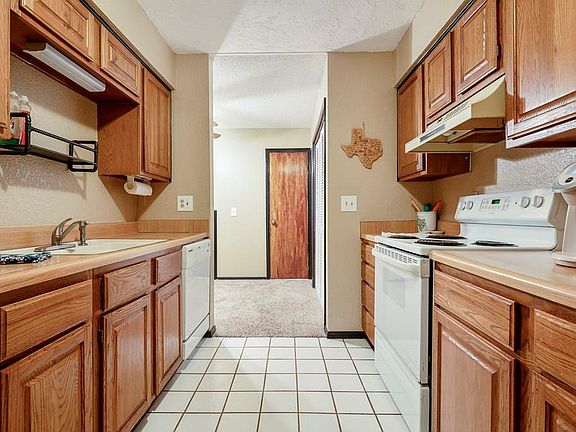 3rd image of 8008 NW 8th Ter APT 242